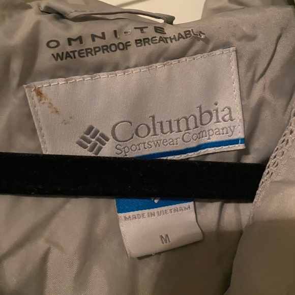 Columbia rain jacket - Picture 3 of 3